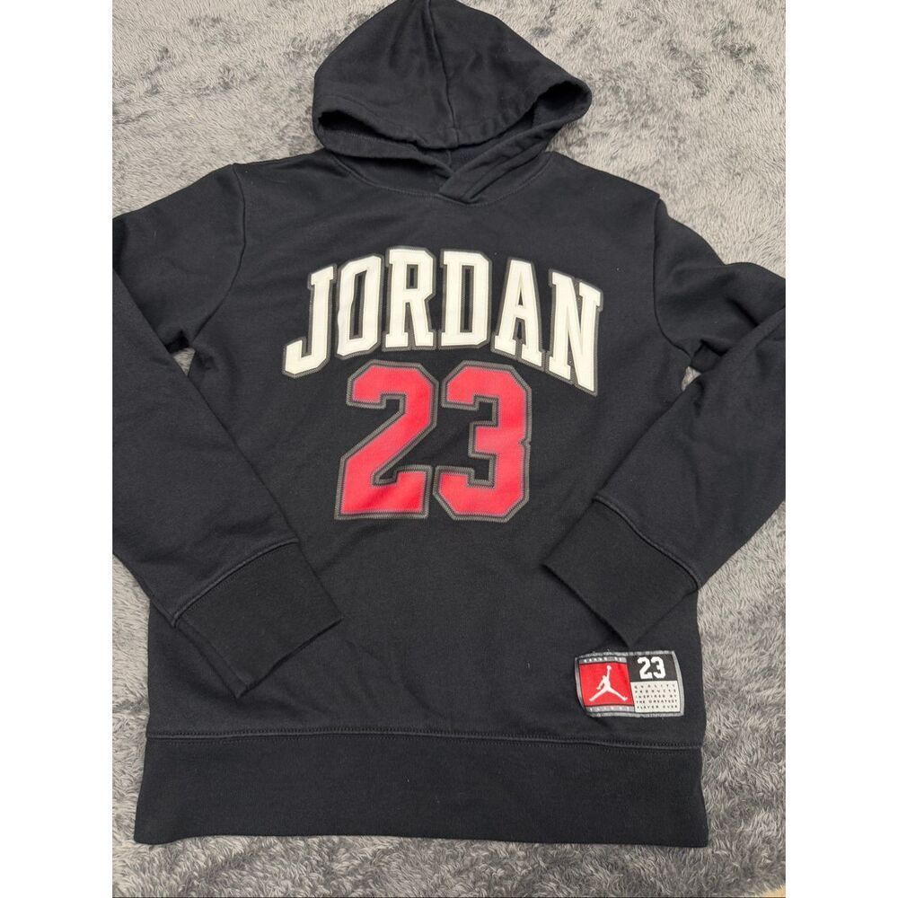 Amazing Michael Air Jordan Hoodie in Youth Medium in great shape!